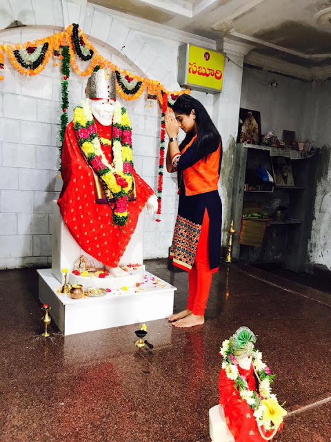 Telugu Serial Actress Chaitra Rai Stills In Orange Dress 55